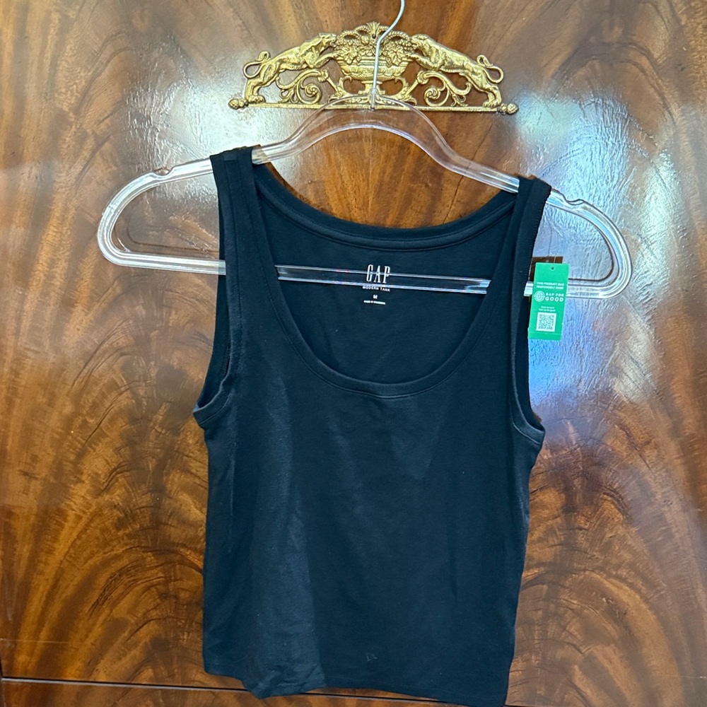 NWT GAP Women's Classic Black Modern Tank Top